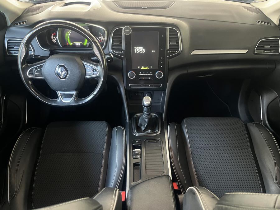 renault-megane-sport-tourer-2018-diesel-1461cc