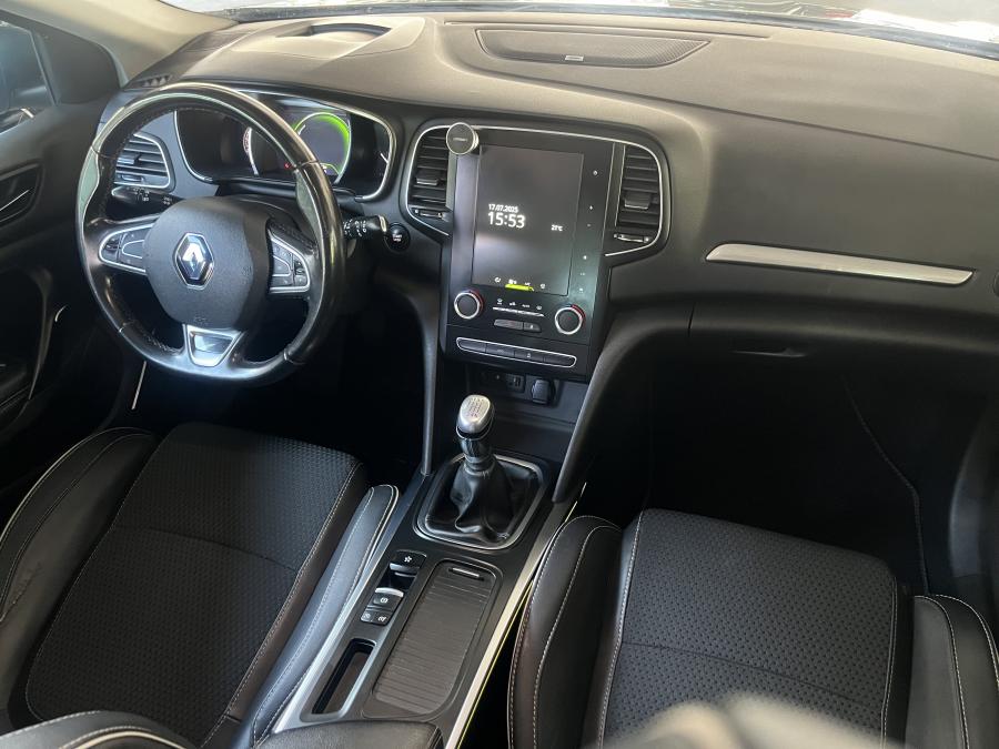 renault-megane-sport-tourer-2018-diesel-1461cc