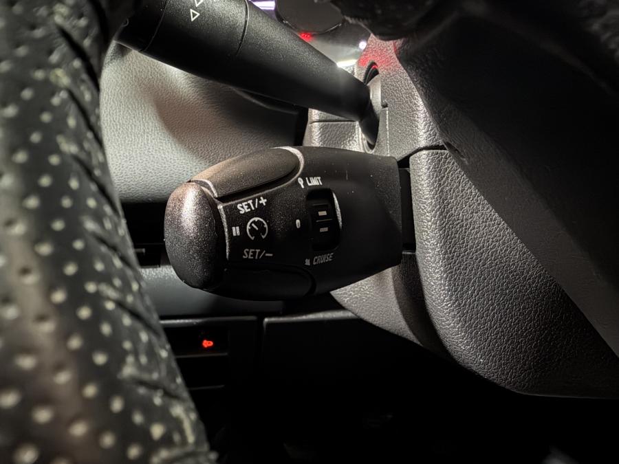 peugeot-3008-2009-diesel-1560cc
