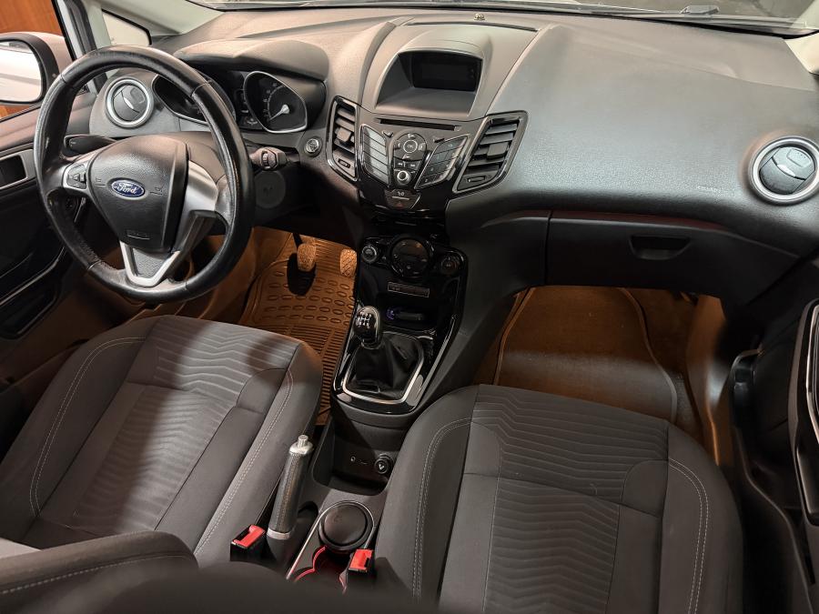 ford-fiesta-2015-gasolina-998cc
