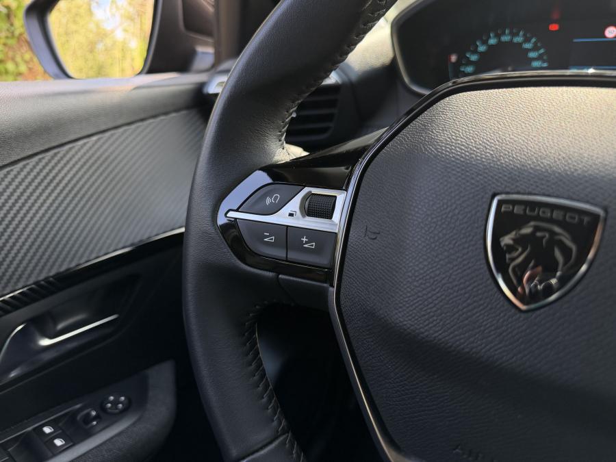peugeot-e-208-2025-eletrico-0cc