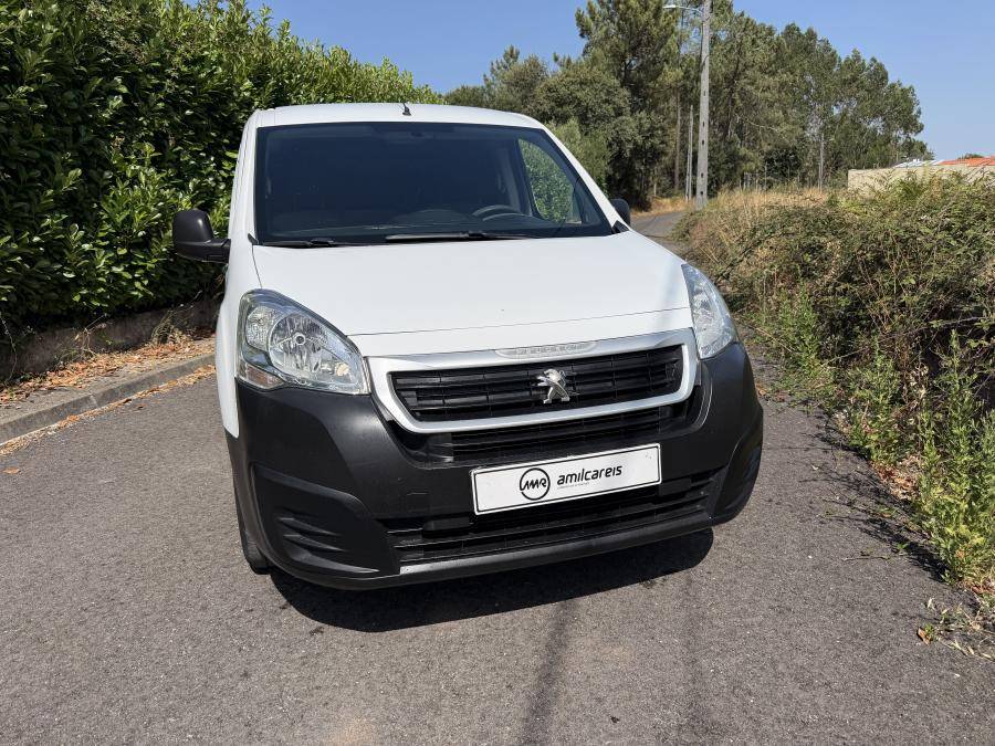 peugeot-partner-2017-diesel-1560cc