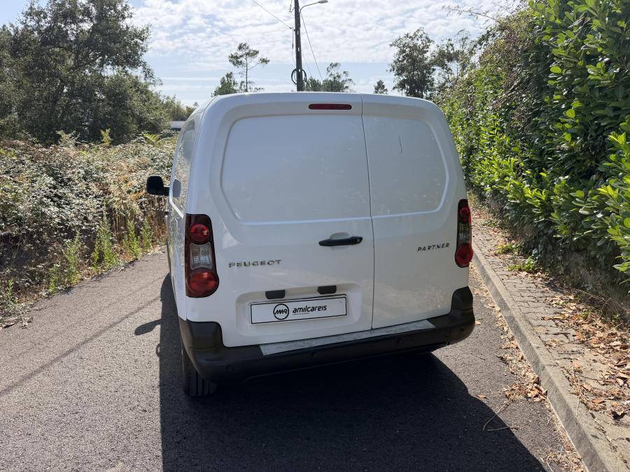 peugeot-partner-2017-diesel-1560cc