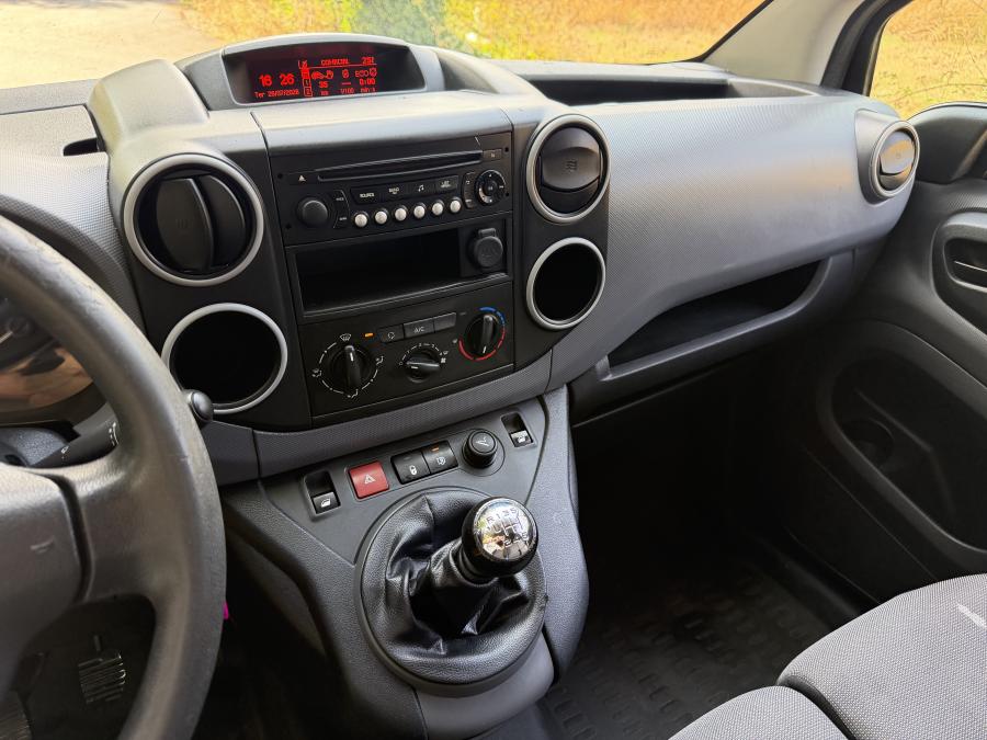 peugeot-partner-2017-diesel-1560cc