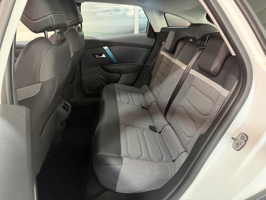 citroen-e-c4-2023-eletrico-0cc