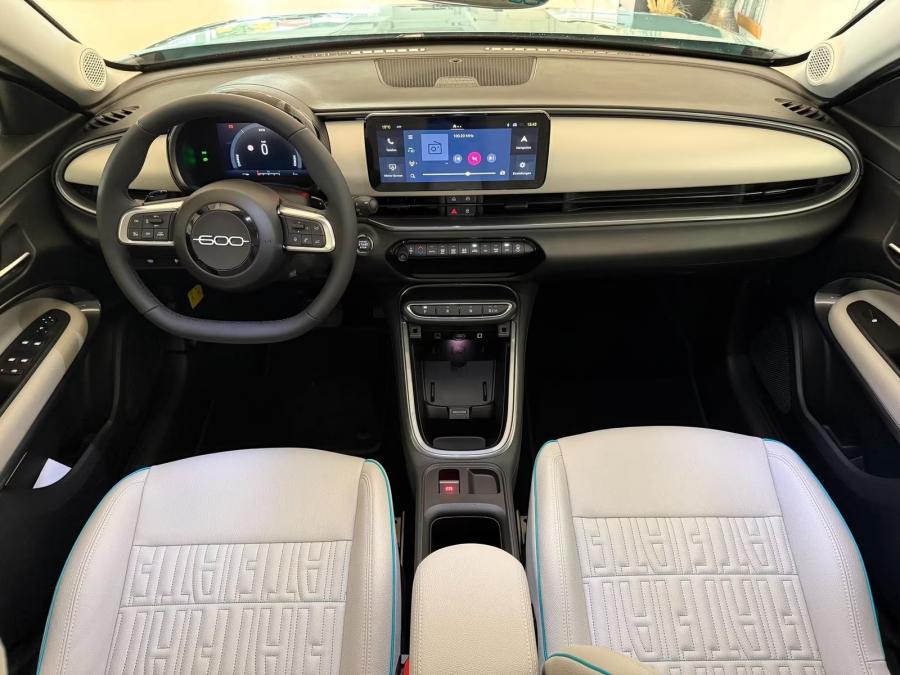 fiat-600-2026-gasolina-1199cc