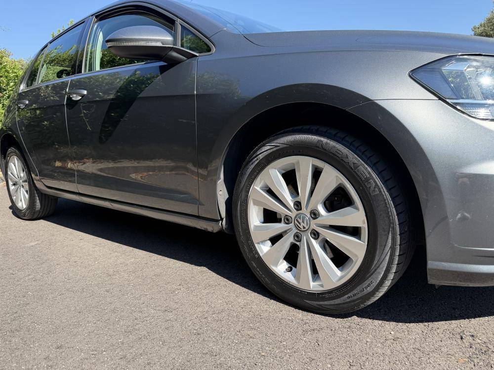 volkswagen-golf-2017-diesel-1598cc
