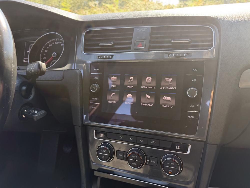 volkswagen-golf-2017-diesel-1598cc