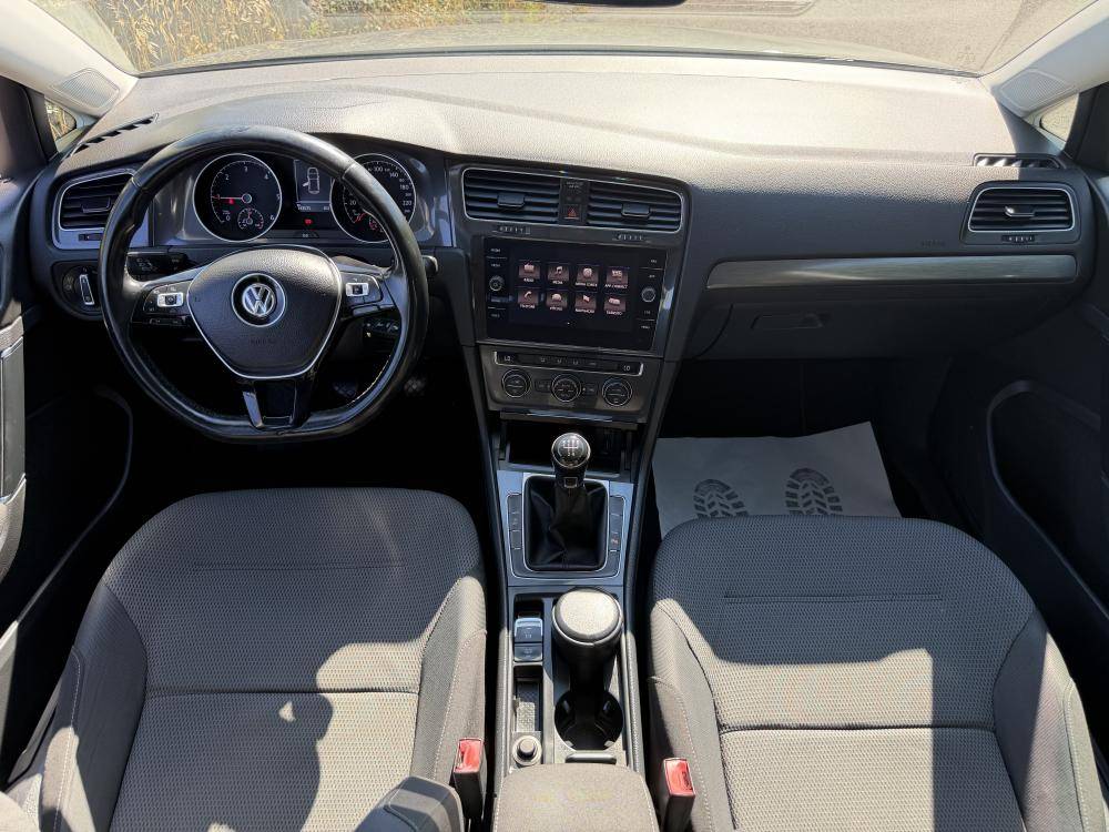 volkswagen-golf-2017-diesel-1598cc