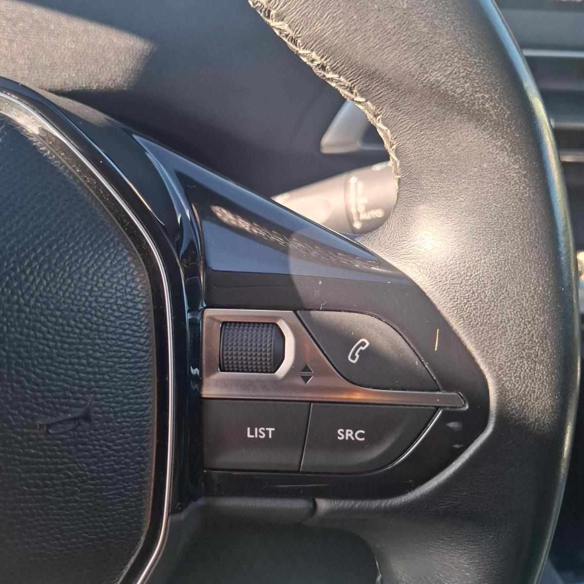 peugeot-3008-1-5-bluehdi-2019-diesel-1499cc
