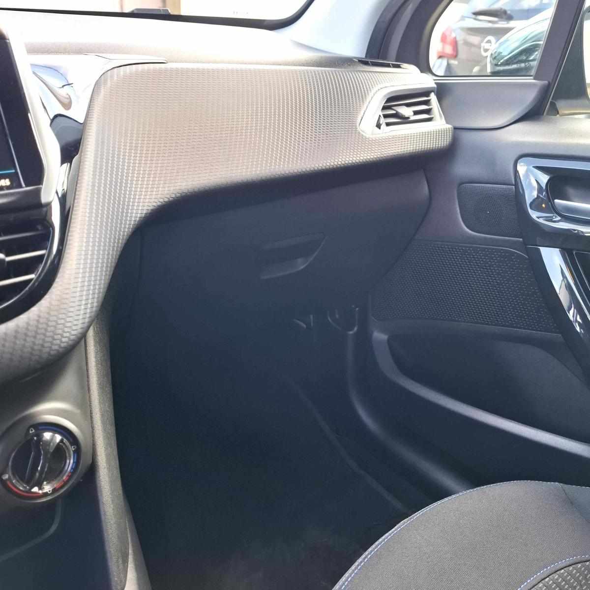 peugeot-208-1-6-bluehdi-2018-diesel-1560cc
