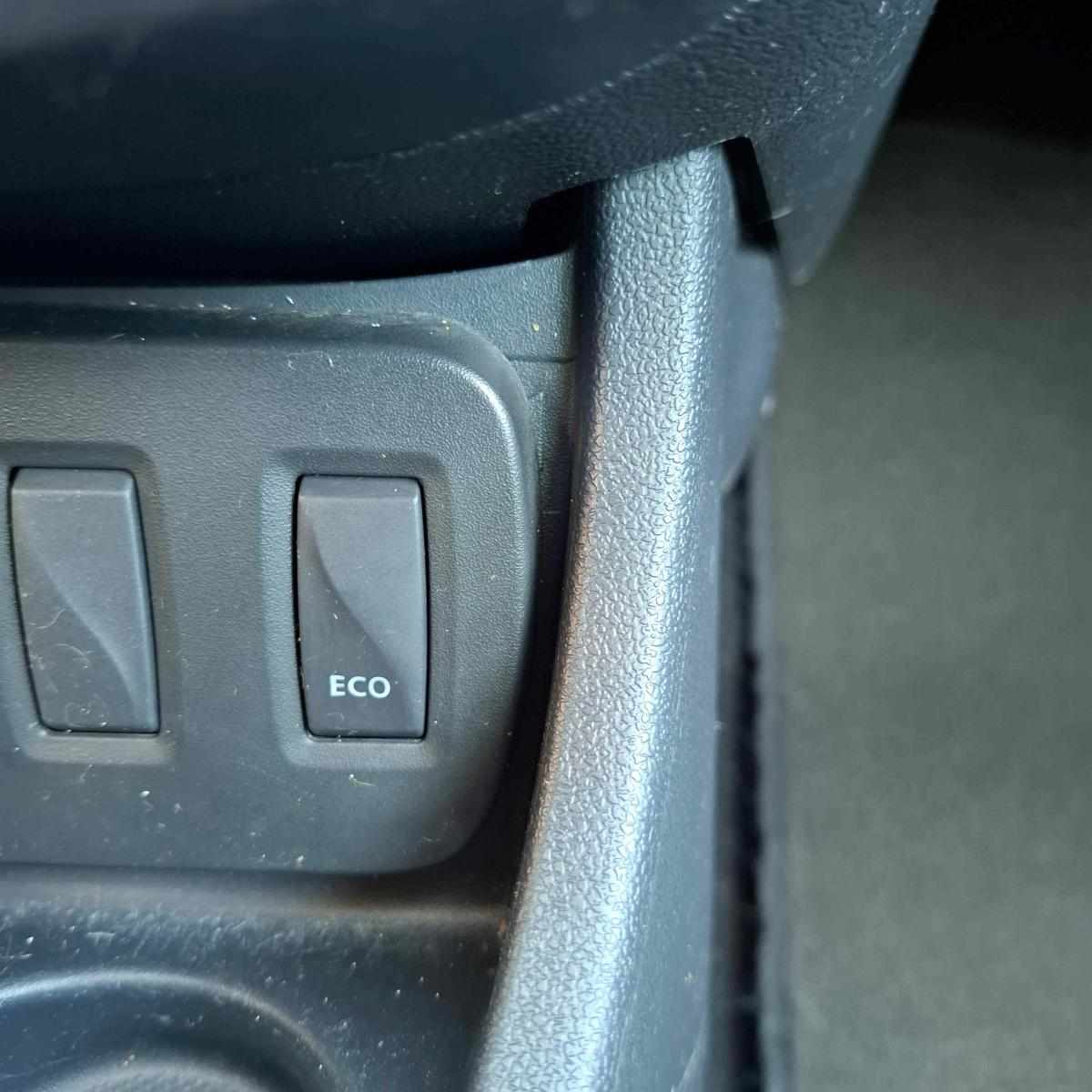 dacia-duster-1-2-tce-2015-gasolina-1197cc