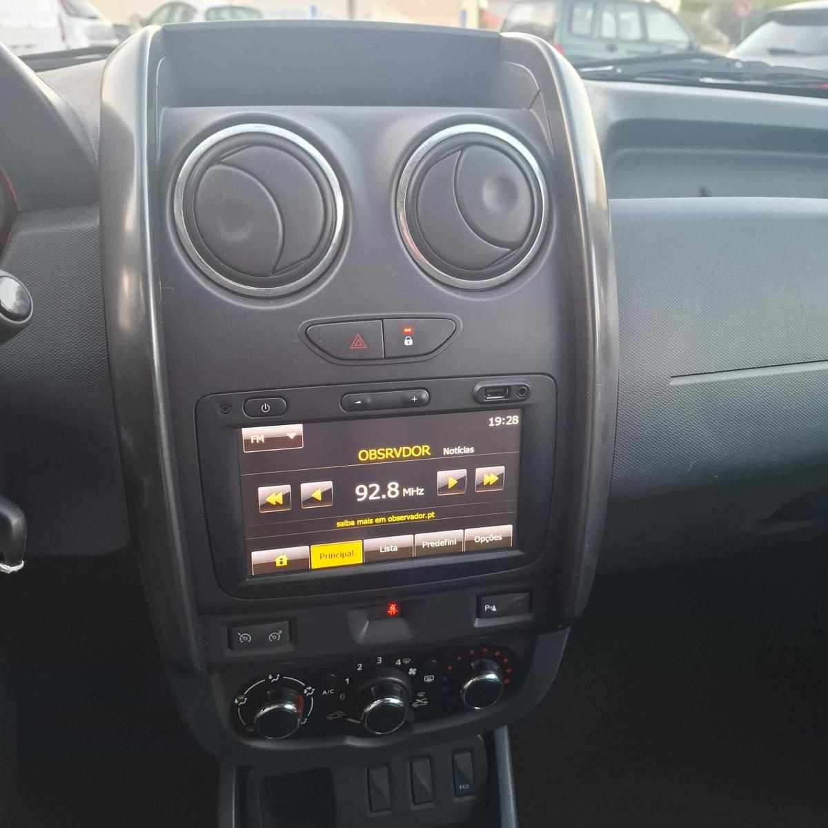 dacia-duster-1-2-tce-2015-gasolina-1197cc