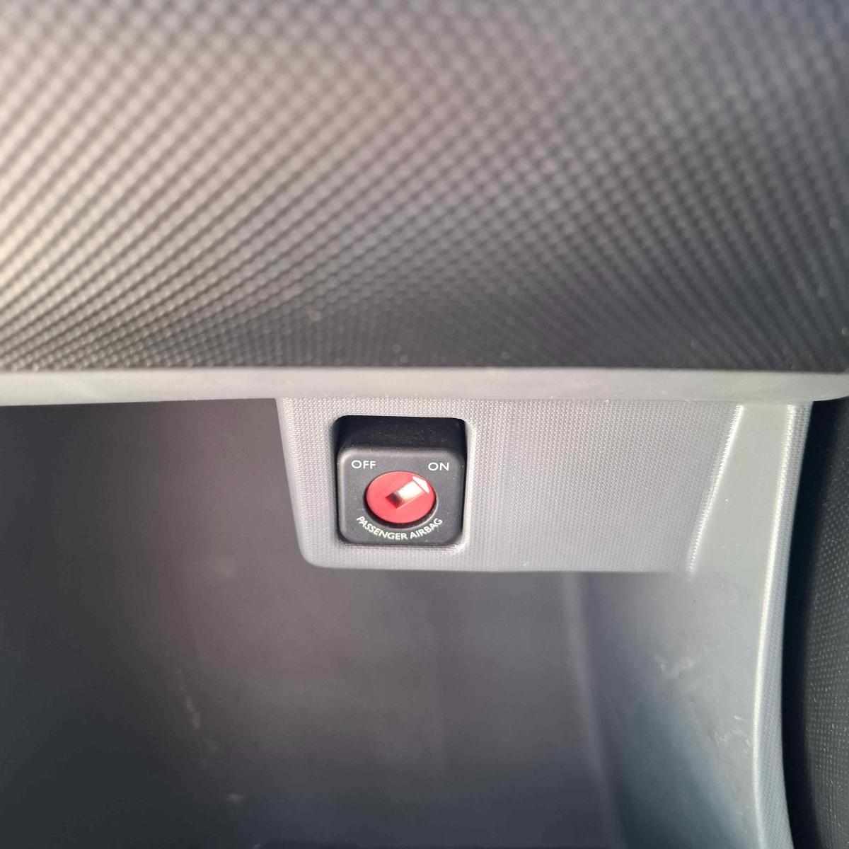 citroen-c1-1-0-2010-gasolina-998cc