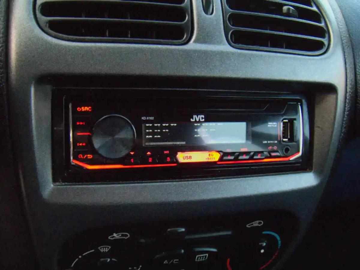 peugeot-206-1-4-hdi-2005-diesel-1398cc