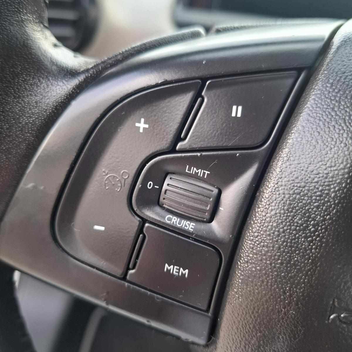 citroen-c4-cactus-1-5-bluehdi-2019-diesel-1499cc