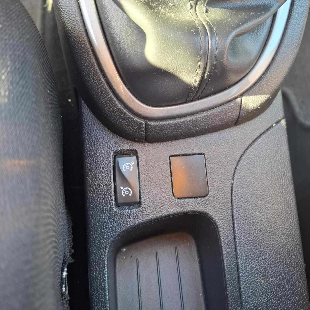 renault-clio-0-9-tce-2016-gasolina-898cc