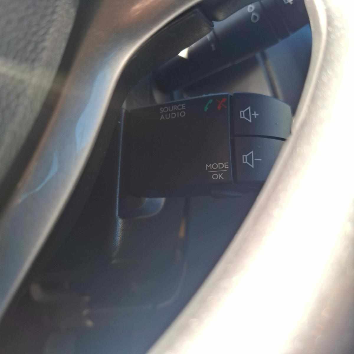 renault-clio-0-9-tce-2016-gasolina-898cc