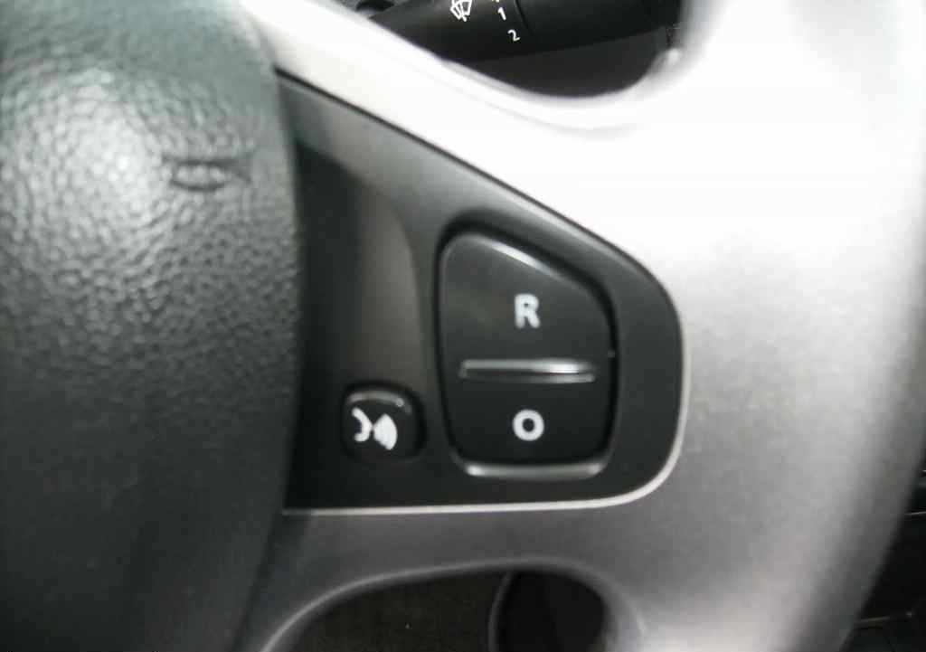 renault-clio-0-9-tce-2016-gasolina-898cc