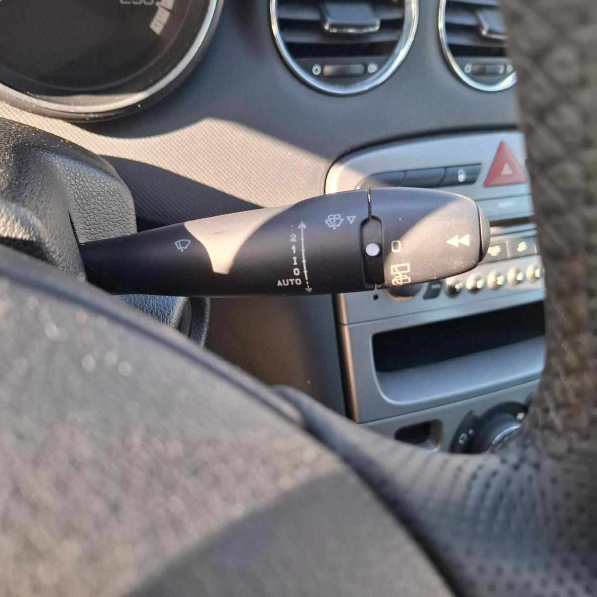 peugeot-308-1-6-hdi-fap-2009-diesel-1560cc