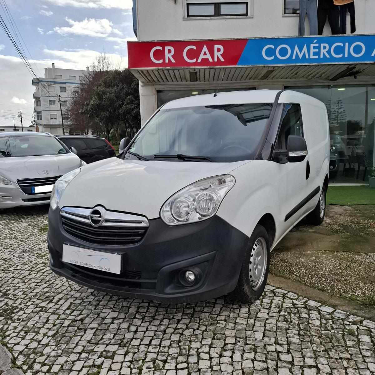 opel-combo-1-2-95cv-2017-diesel-1248cc