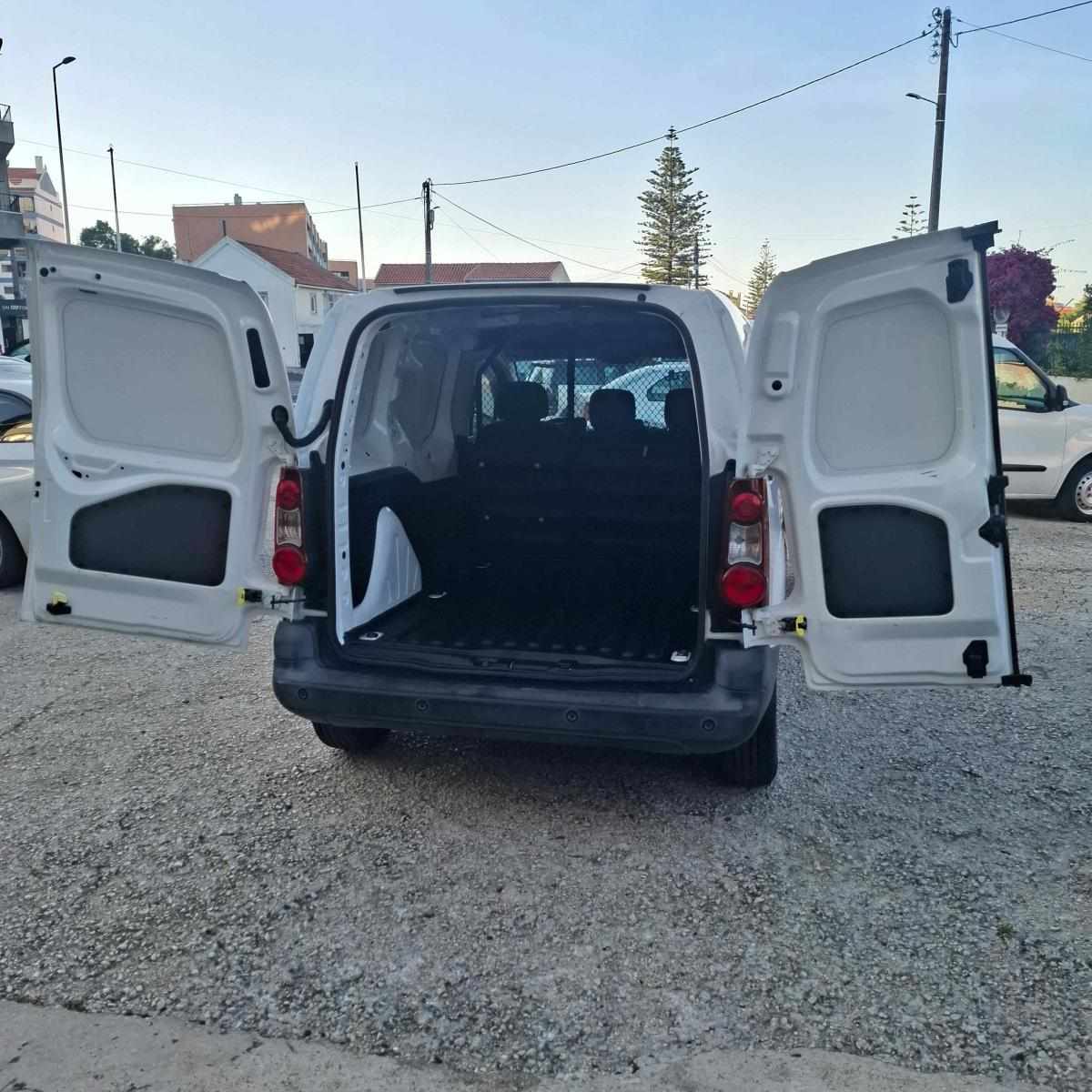 peugeot-partner-1-6-99cv-2018-diesel-1560cc
