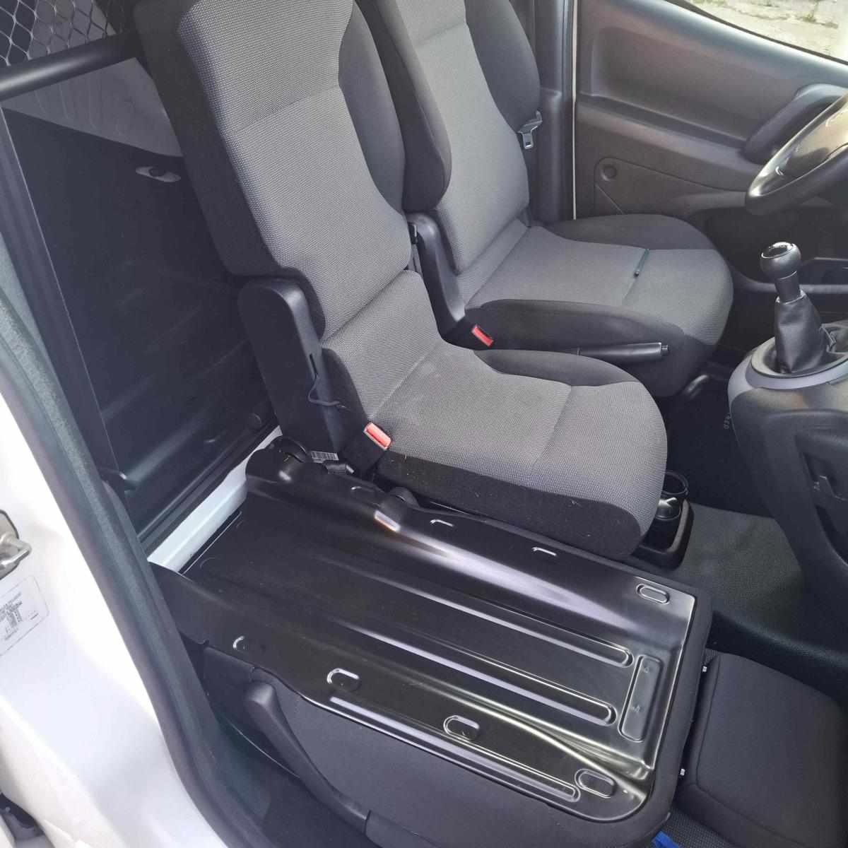 peugeot-partner-1-6-99cv-2018-diesel-1560cc