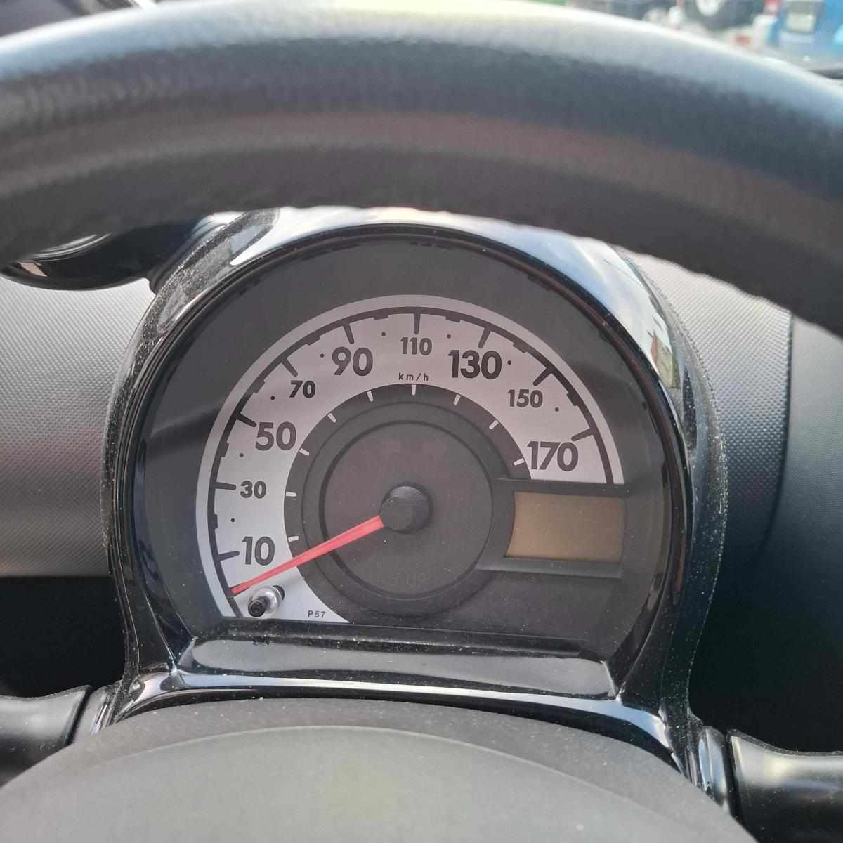 peugeot-107-1-0-2014-gasolina-998cc