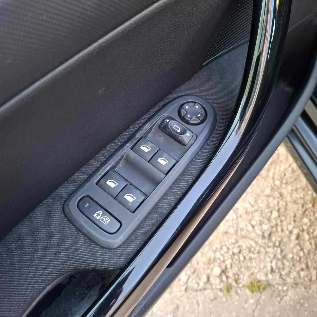 peugeot-308-1-4-vti-2008-gasolina-1397cc