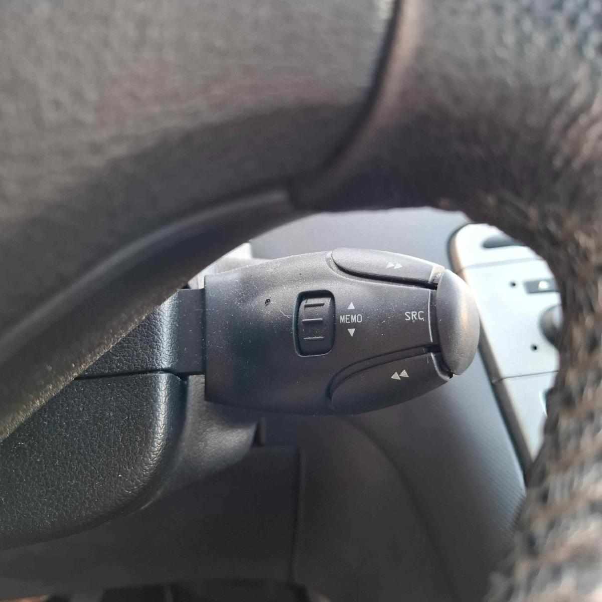 peugeot-308-1-4-vti-2008-gasolina-1397cc