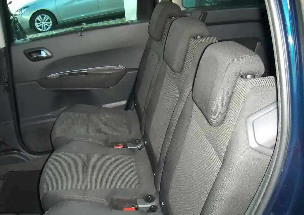 peugeot-5008-1-6-hdi-fap-2010-diesel-1560cc