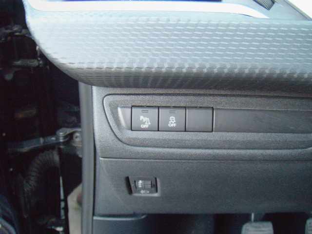 peugeot-2008-1-2-vti-2016-gasolina-1199cc