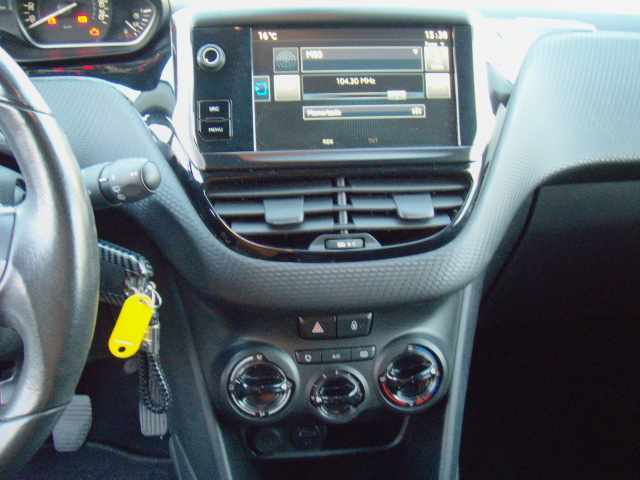 peugeot-2008-1-2-vti-2016-gasolina-1199cc