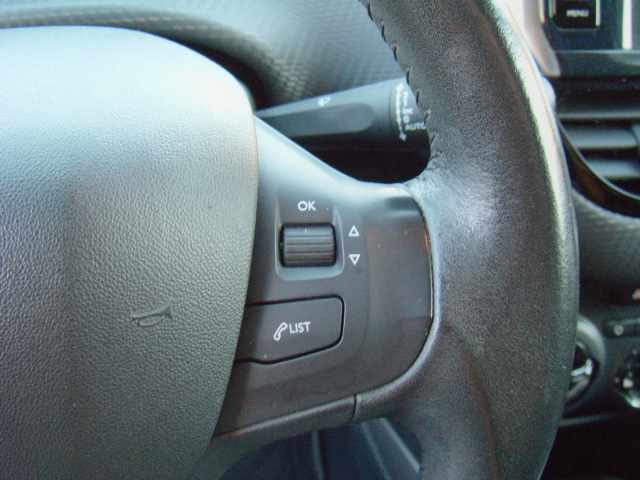 peugeot-2008-1-2-vti-2016-gasolina-1199cc