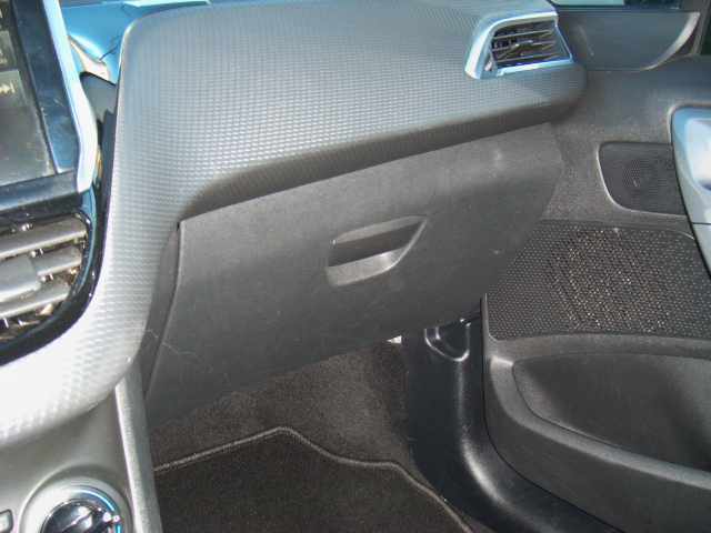 peugeot-2008-1-2-vti-2016-gasolina-1199cc