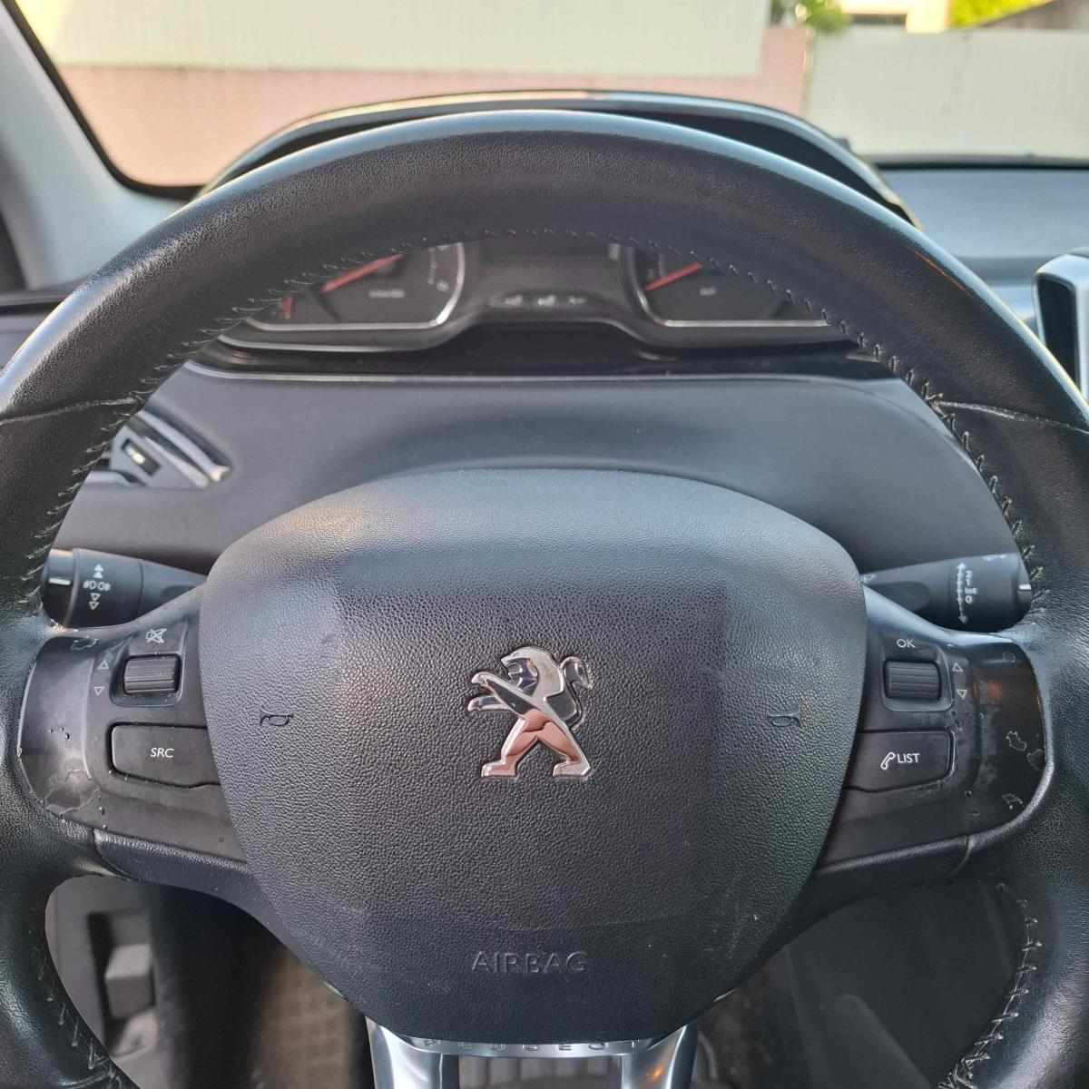 peugeot-208-1-4-hdi-2015-diesel-1398cc