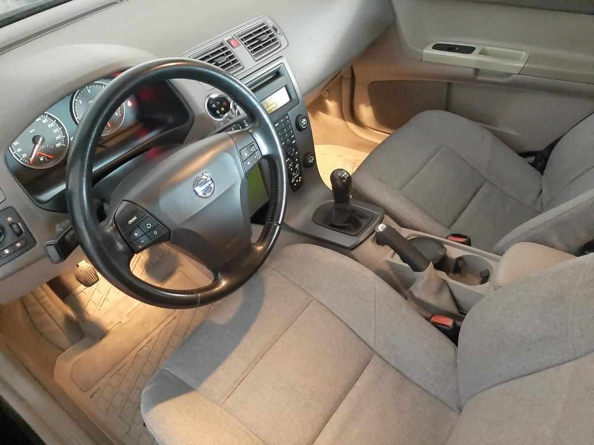 volvo-s40-2-0-d-2005-diesel-1997cc