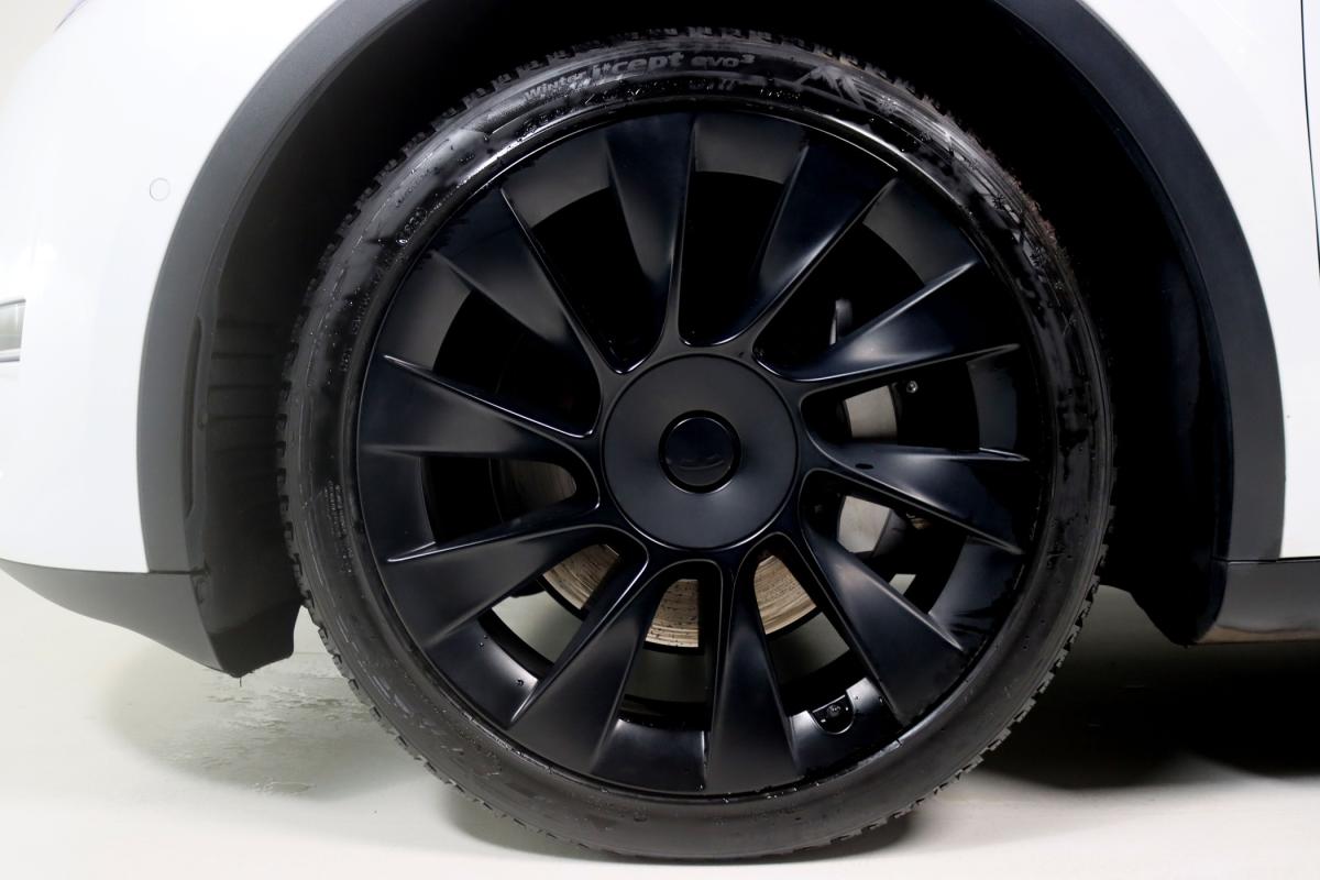 tesla-model-y-2021-eletrico-500cc