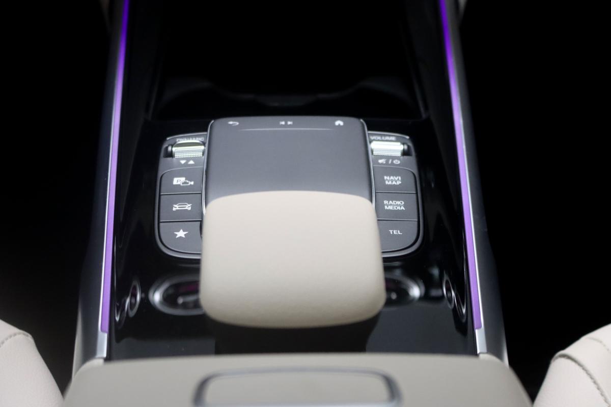 mercedes-benz-eqb-2022-eletrico-500cc