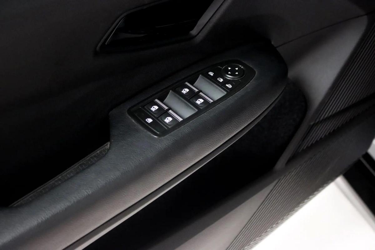 renault-megane-e-tech-2023-eletrico-0cc