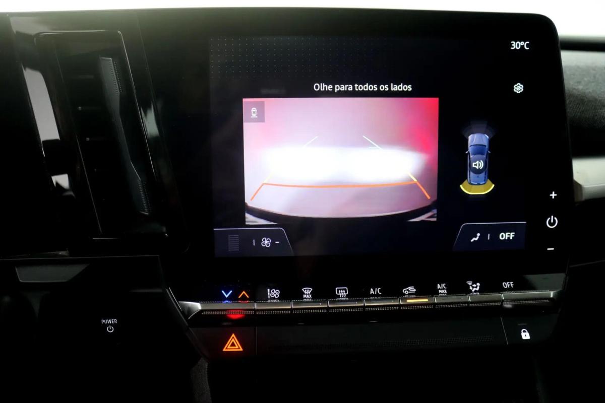 renault-megane-e-tech-2023-eletrico-0cc