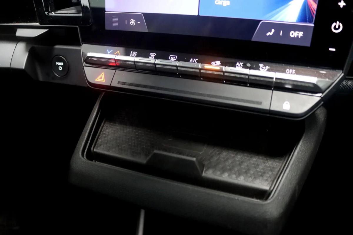 renault-megane-e-tech-2023-eletrico-0cc