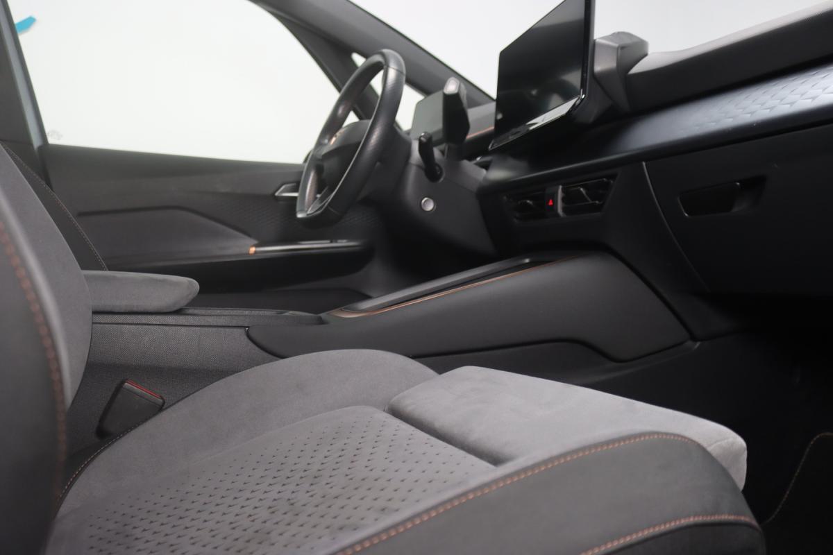 cupra-born-2022-eletrico-500cc