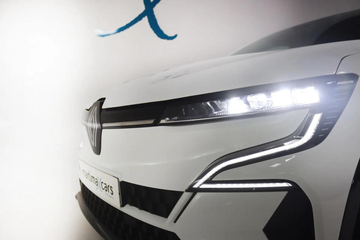 renault-megane-e-tech-2023-eletrico-0cc