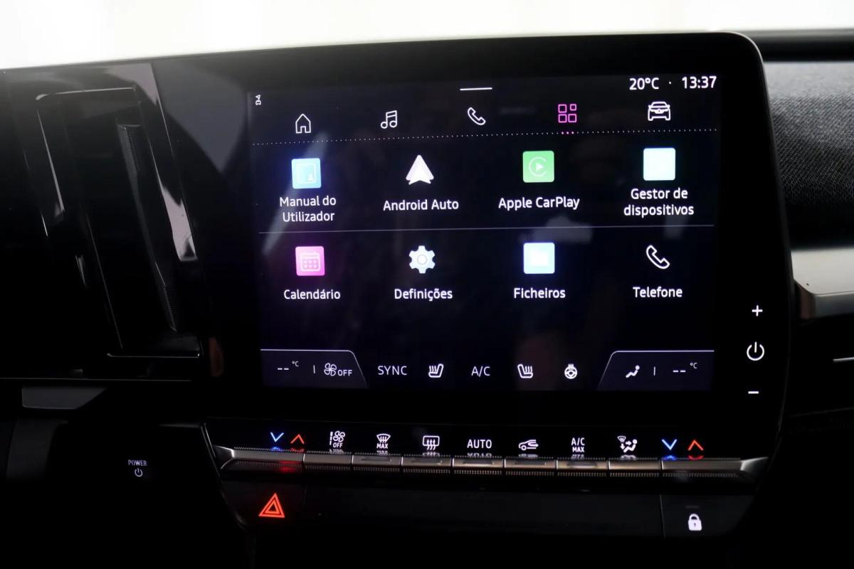 renault-megane-e-tech-2023-eletrico-0cc