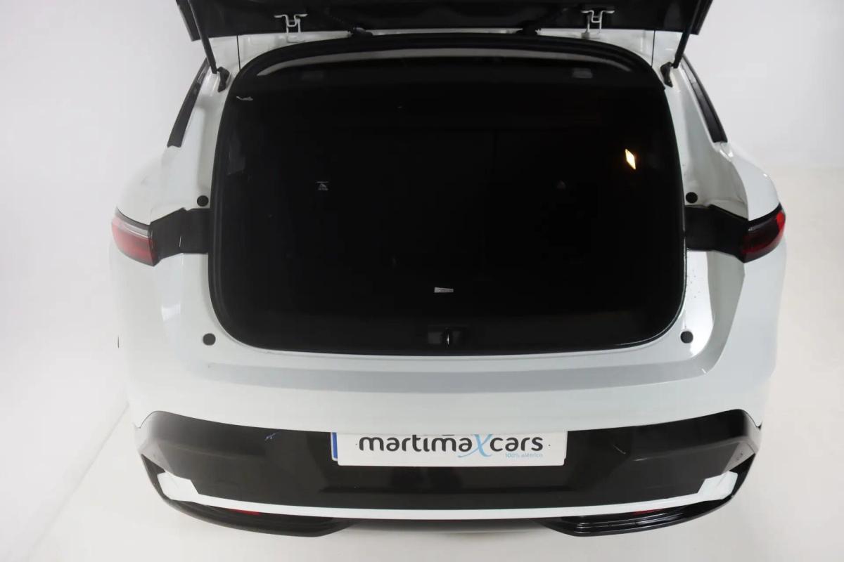 renault-megane-e-tech-2023-eletrico-0cc