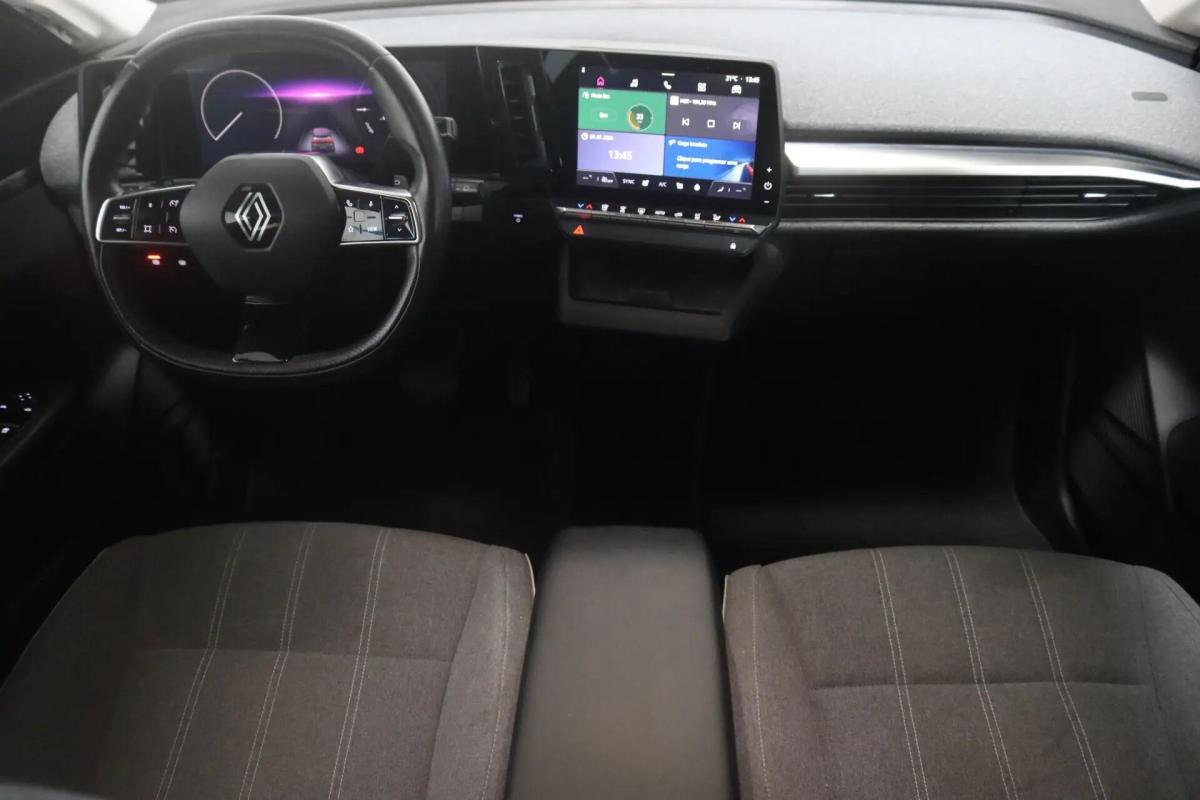 renault-megane-e-tech-2023-eletrico-0cc