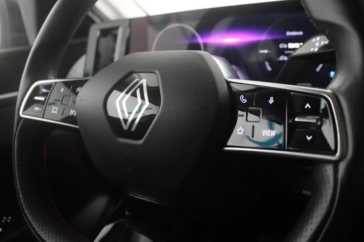 renault-megane-e-tech-2023-eletrico-0cc