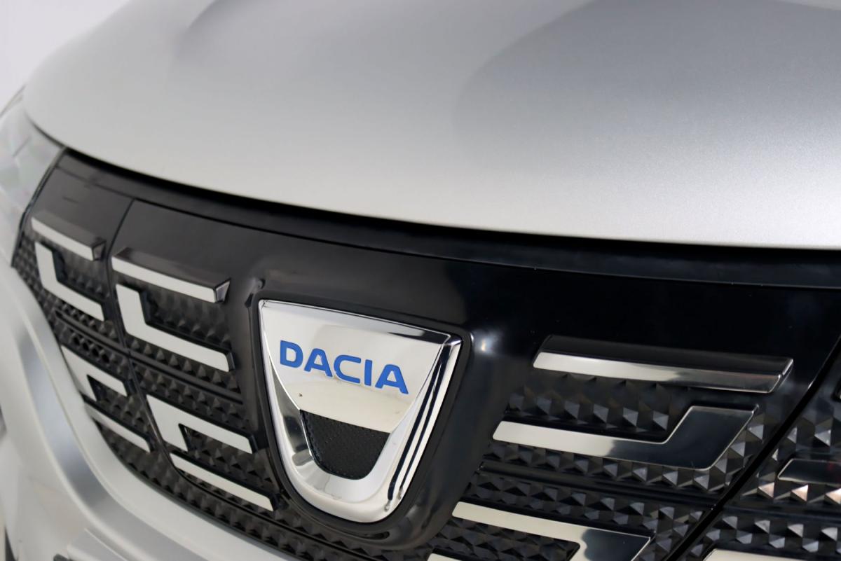 dacia-spring-2022-eletrico-0cc