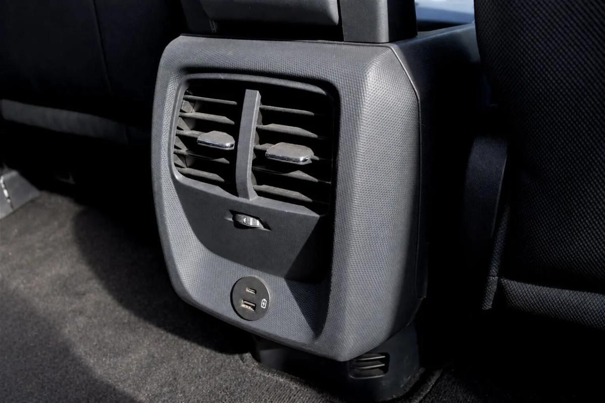 ford-mustang-mach-e-2022-eletrico-0cc
